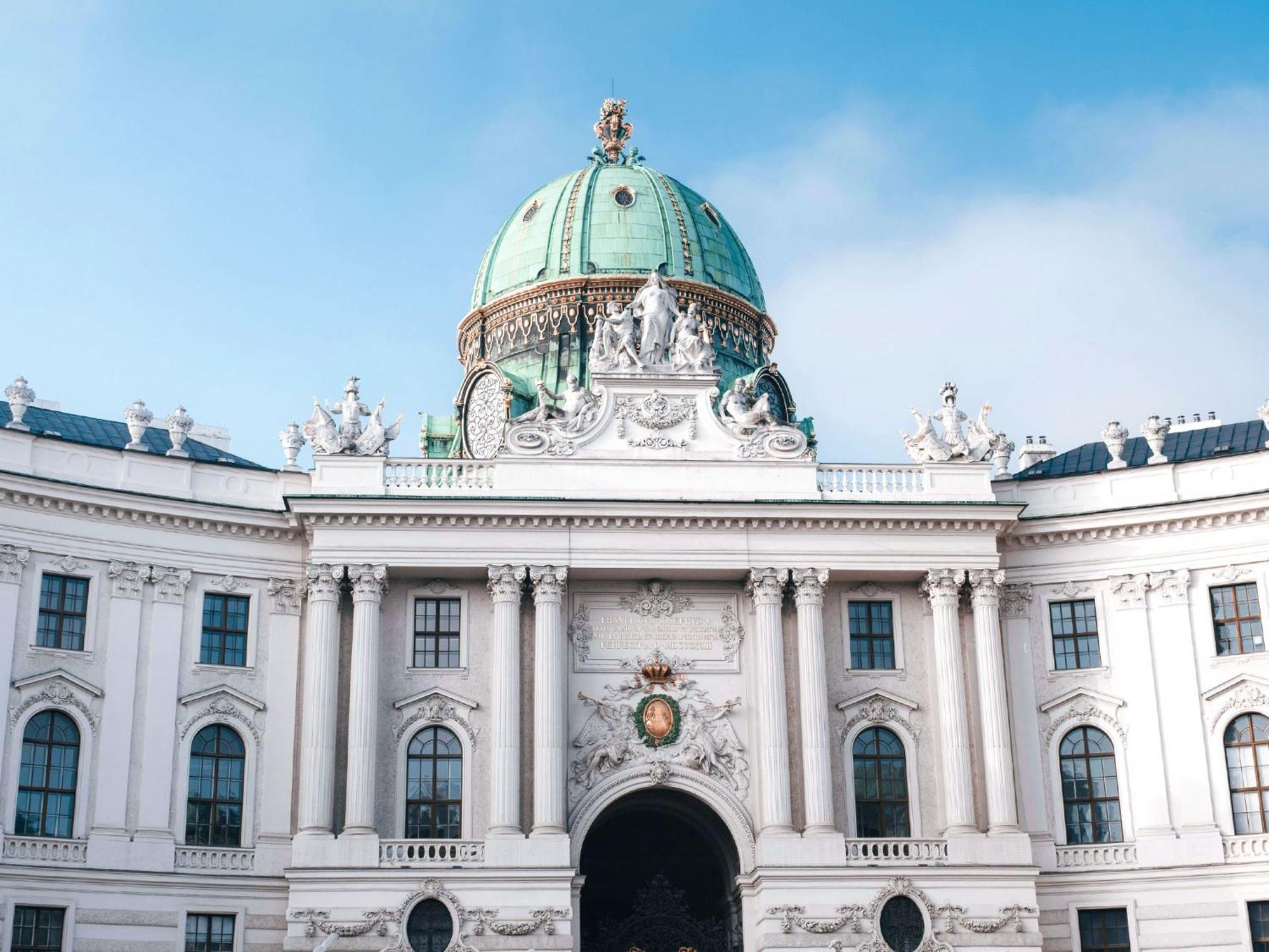 Living Hotel Kaiser Franz Joseph Wina Bagian luar foto